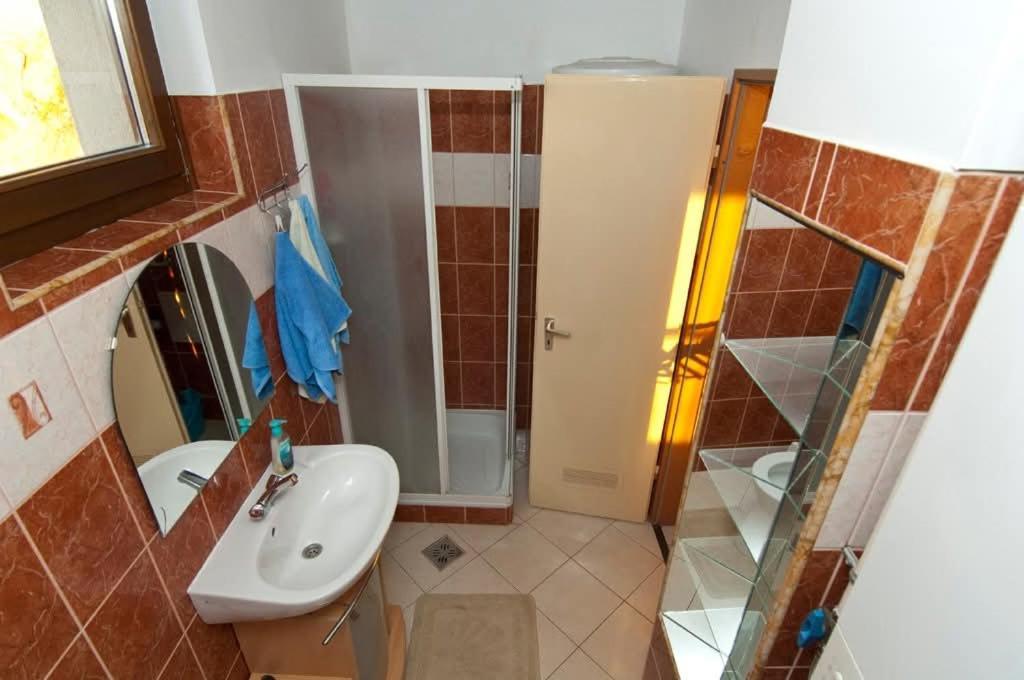 Sas-Feszek Vendeghaz Appartement Demjén Buitenkant foto