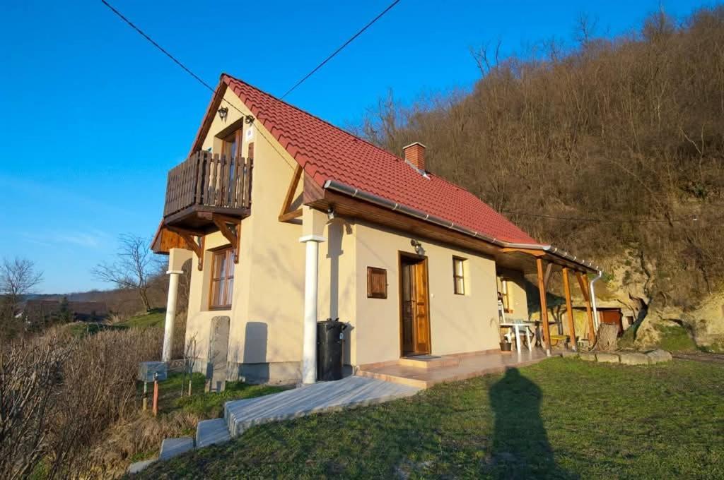 Sas-Feszek Vendeghaz Appartement Demjén Buitenkant foto